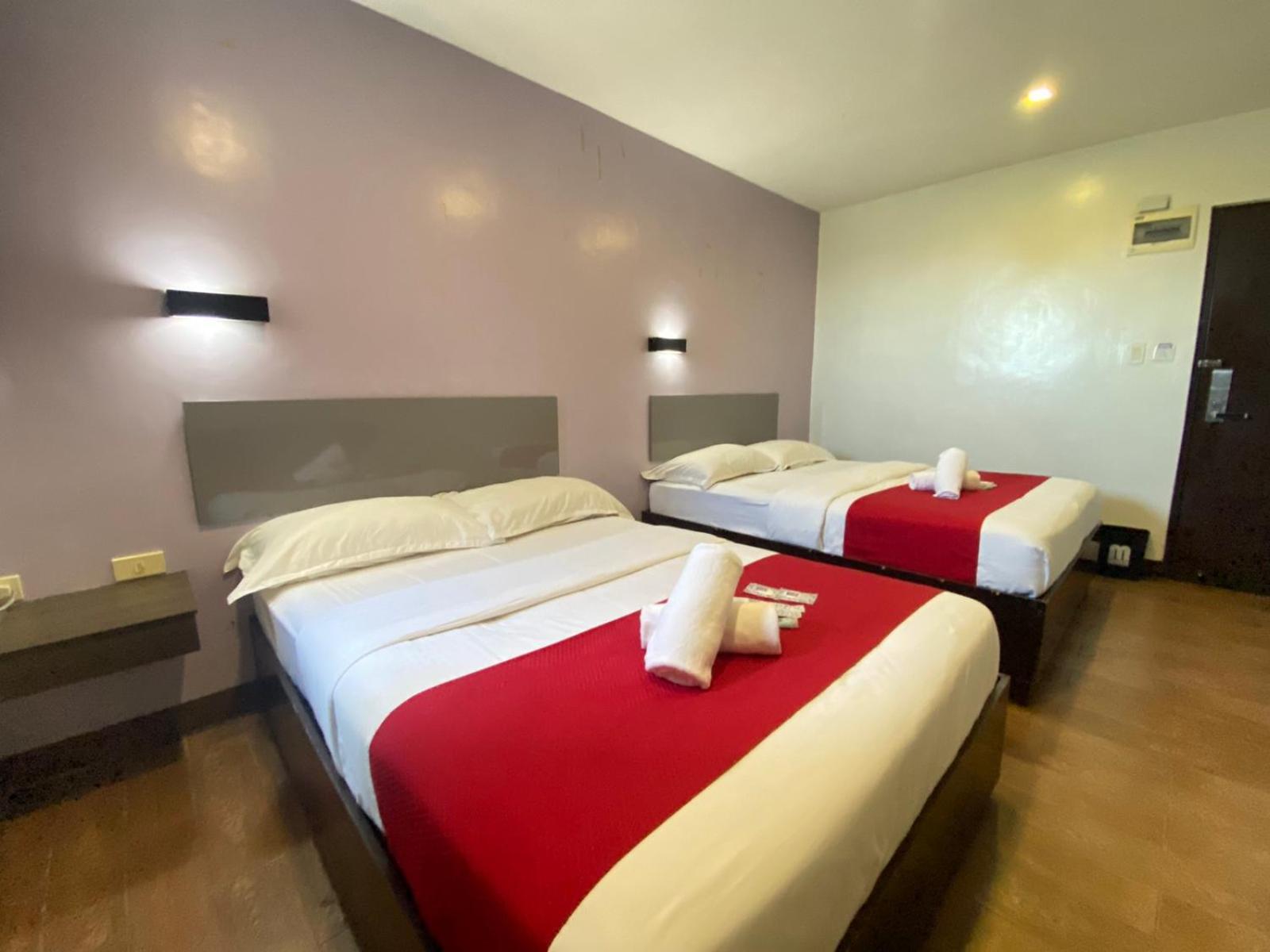 Mc Hotel Novaliches Caloocan Kültér fotó