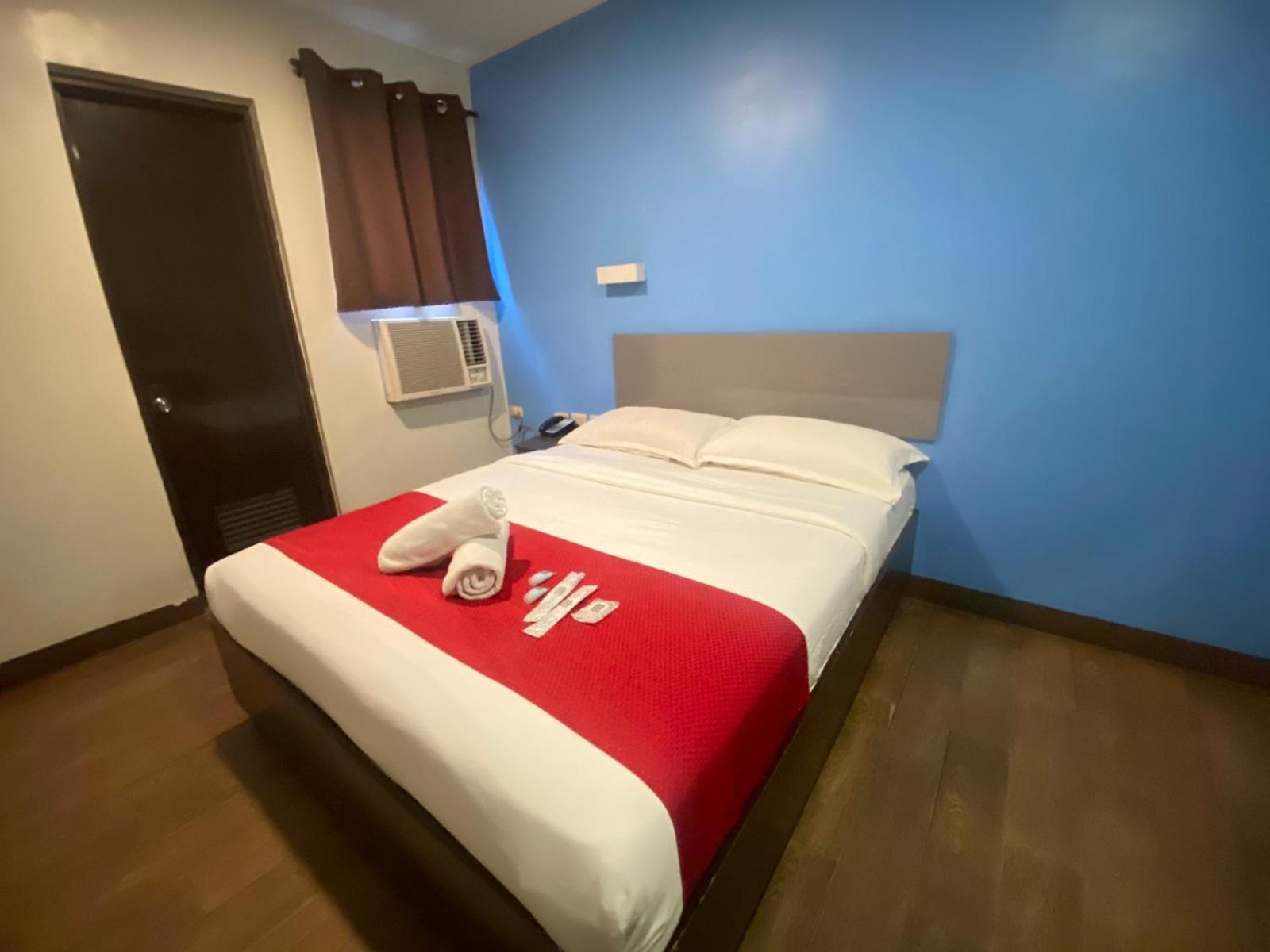 Mc Hotel Novaliches Caloocan Kültér fotó